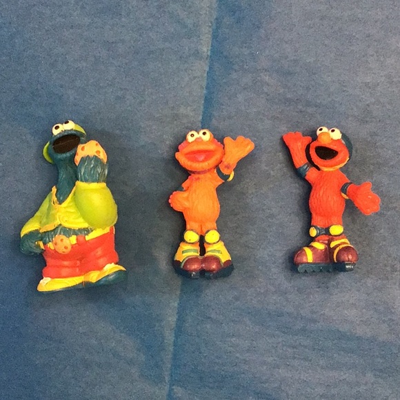 Sesame Street Elmo, Zoe, and Cookie Monster vintage Henson figurines , clean - Picture 2 of 6